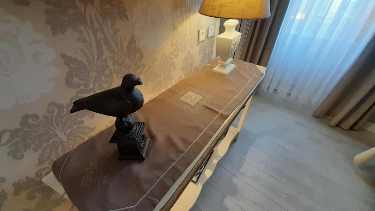 אסטנג B&B Manoir De La Fabregues מראה חיצוני תמונה