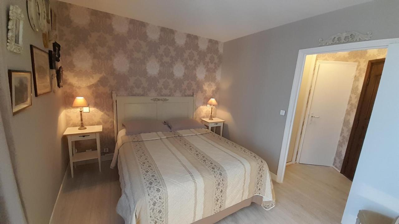 אסטנג B&B Manoir De La Fabregues מראה חיצוני תמונה